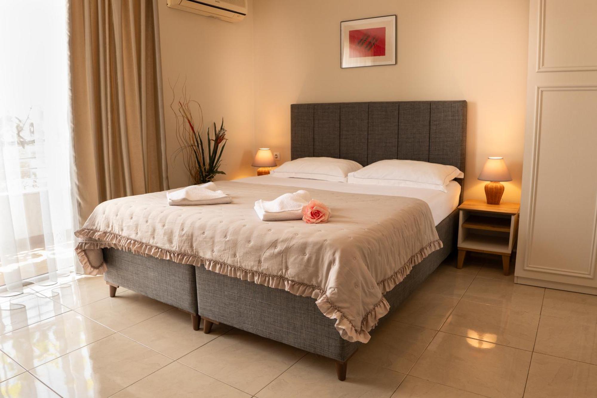 Rodos House Hotel Поморие Екстериор снимка